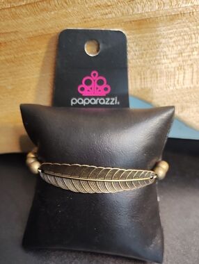 Paparazzi Gold Feather Stretch Bracelet - Antique Brass Beads